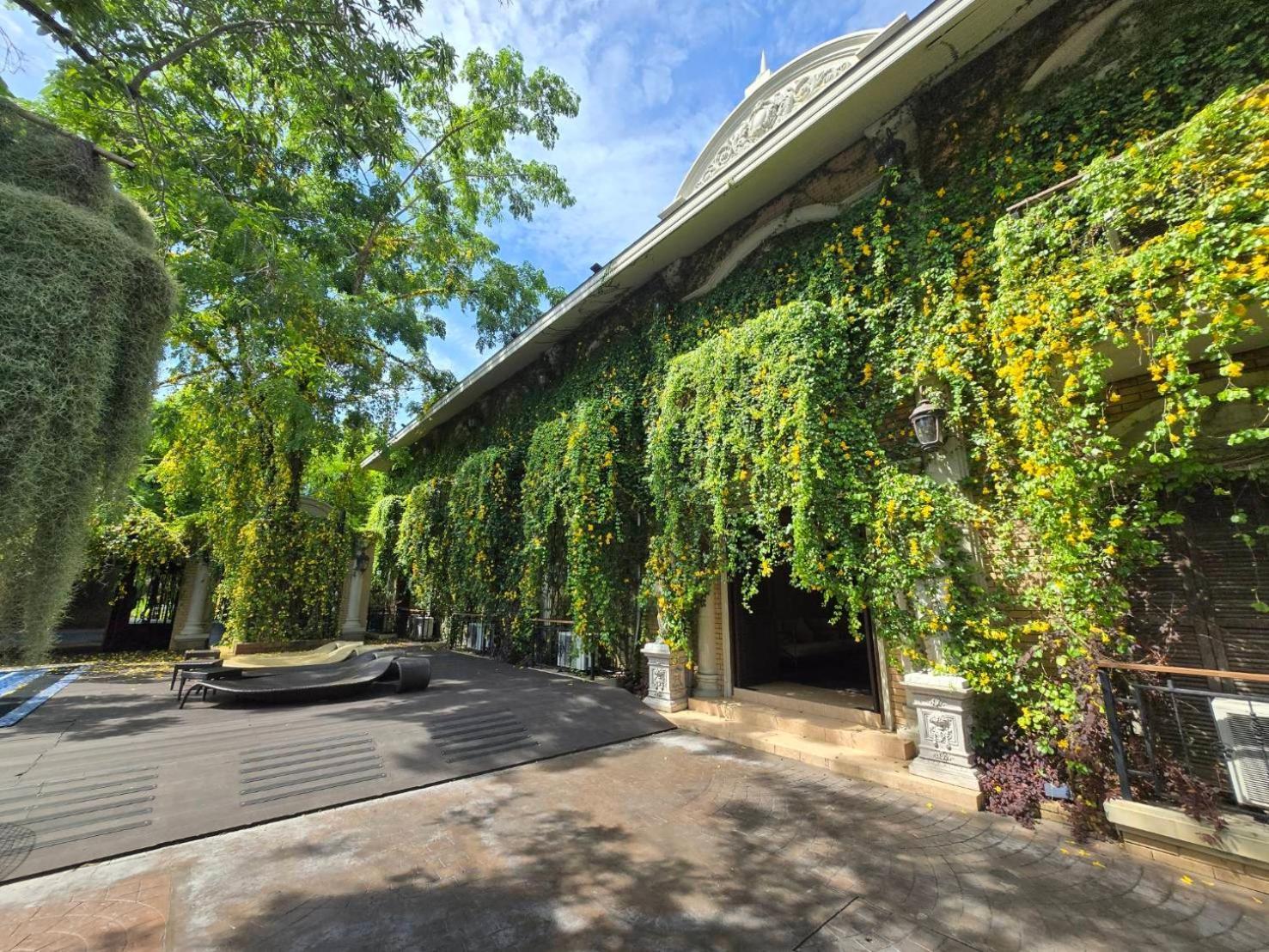 Khum Damnoen Resort 4*